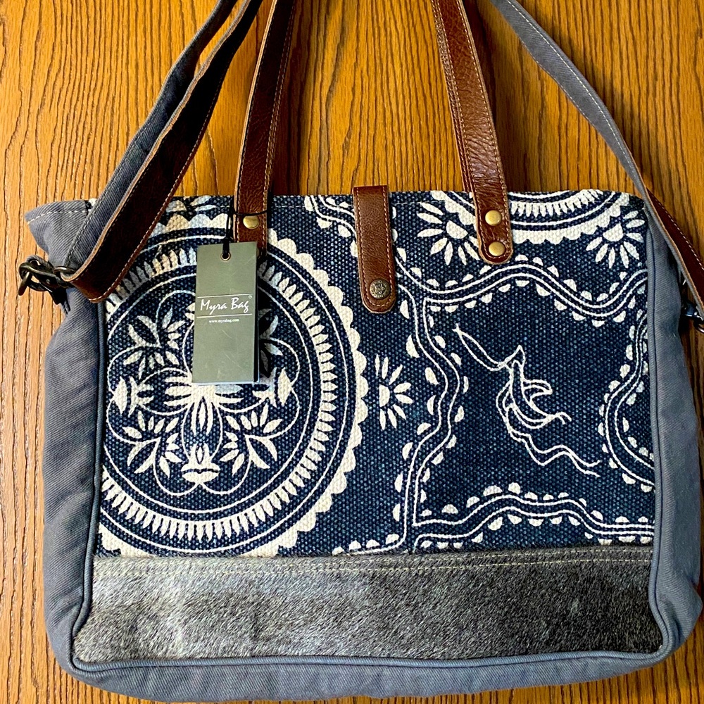 NWT Myra Abridge Weekender Bag Crossbody Bag